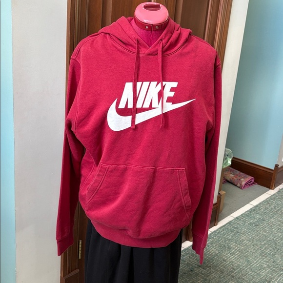 Nike  pullover hoodie  burgundy/white logo on chest  muff front pockets EUC - Picture 12 of 13